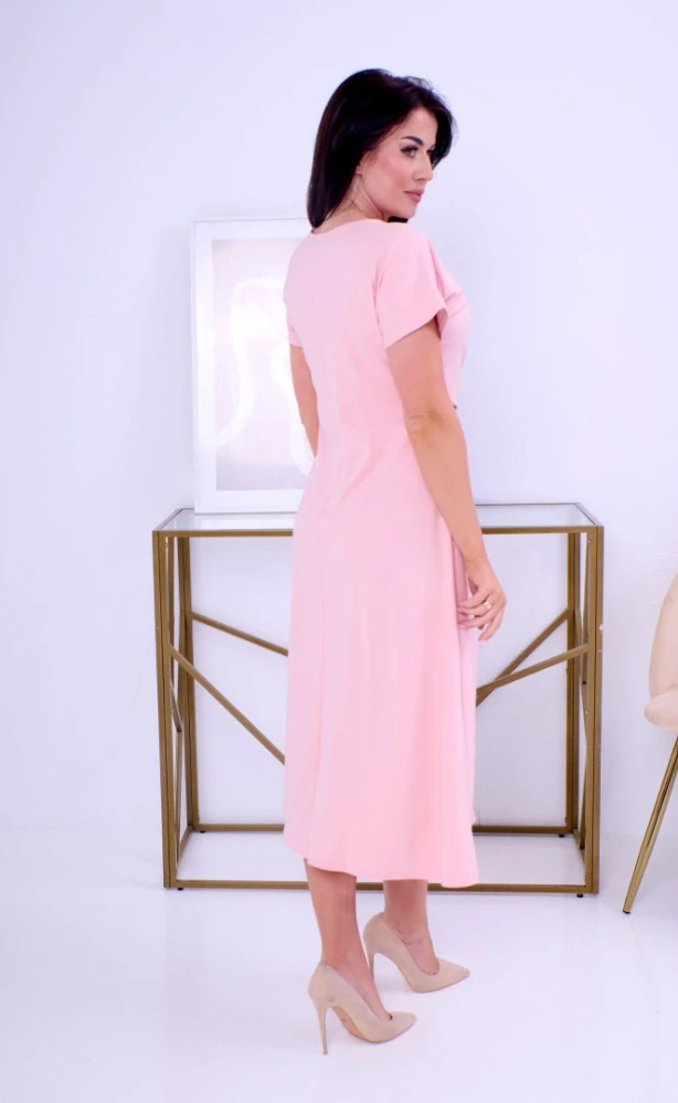 ERIKA-07-727-rafinované dámské šaty s ozdobou-pudrová