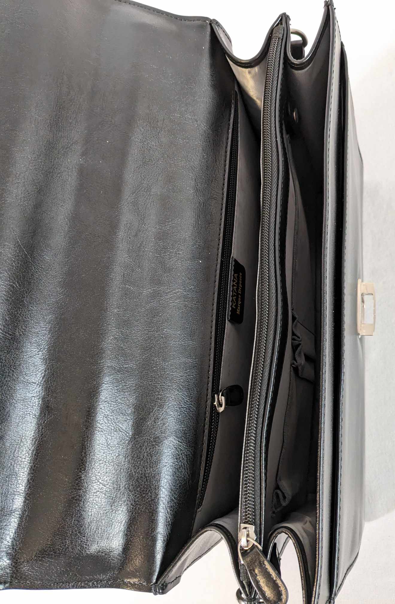 Kožená aktovka KATANA 63041-01 černá barva